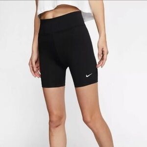 Nike high-rise biker shorts